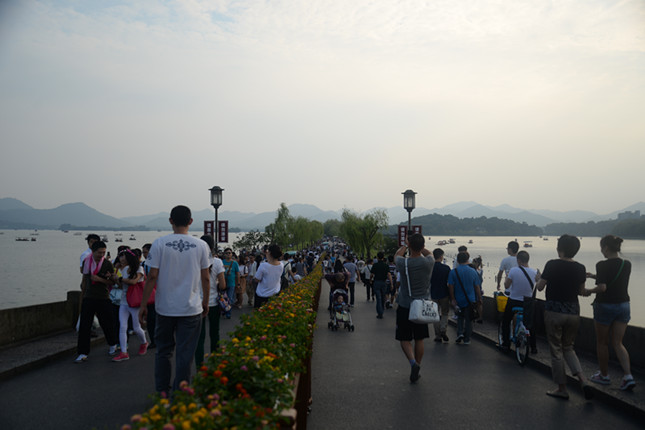 杭州釋放文旅消費新動能 公共交通限時免費，景區公園迎惠民禮包